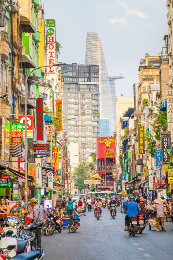 SAIGON SHOPPING RAYA